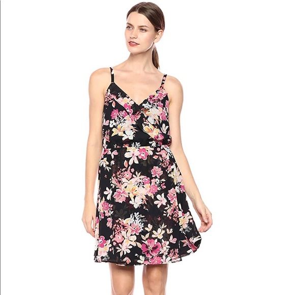 Sharagano Dresses & Skirts - SHARAGANO WOMENS FLORAL DRESS